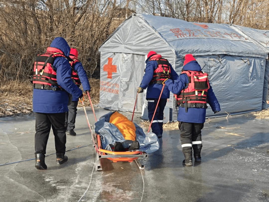 开展极寒天气救援综合演练开元棋牌黑龙江省红十字会(图3)